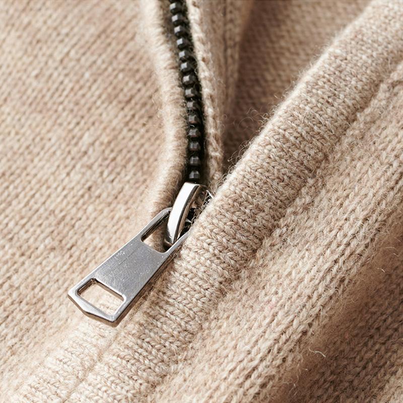 Madden™ – Zip-Neck Pullover for Effortless Everyday Confidence