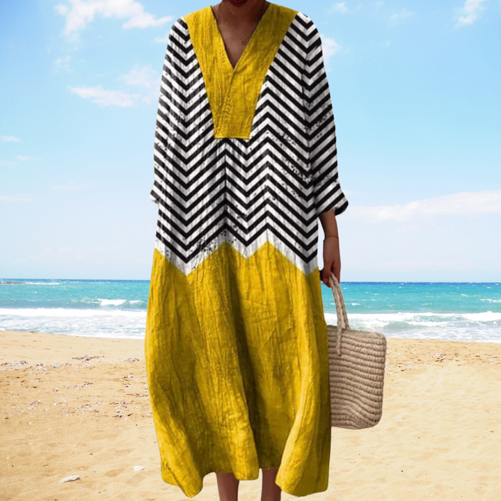 Mandy™ - Loose-fitting Dress with Graphic Detail