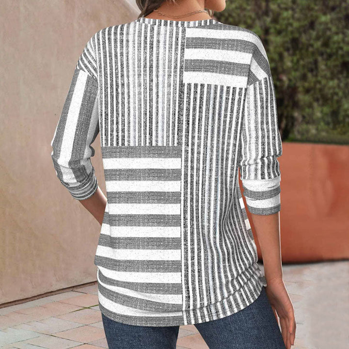 Melany – Your Go-To Blouse for Polished Comfort