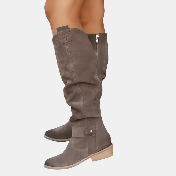 Avery™ - Suede Low-Heeled Boots