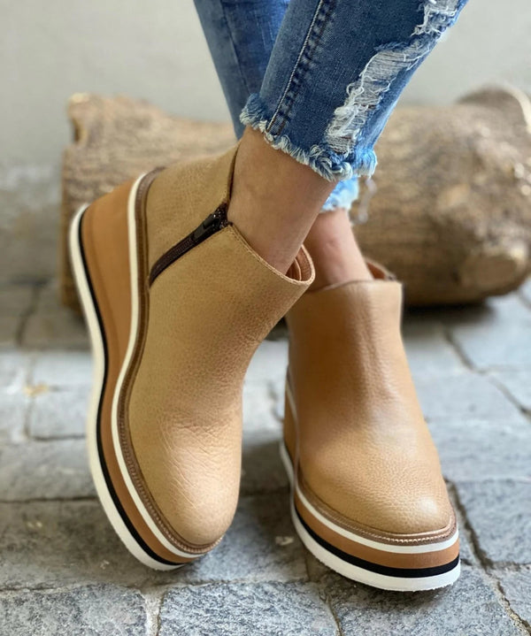 Bria™ – Waterproof Boots for Stylish All-Weather Confidence