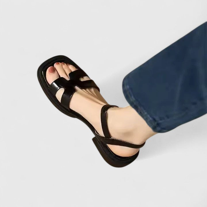 Deliane™ – Sophisticated Minimalist Vegan Leather Flat Sandals