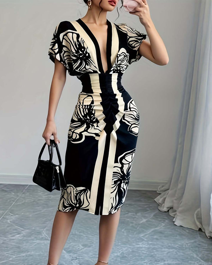 Mayra™ | Chic Pleated Dress