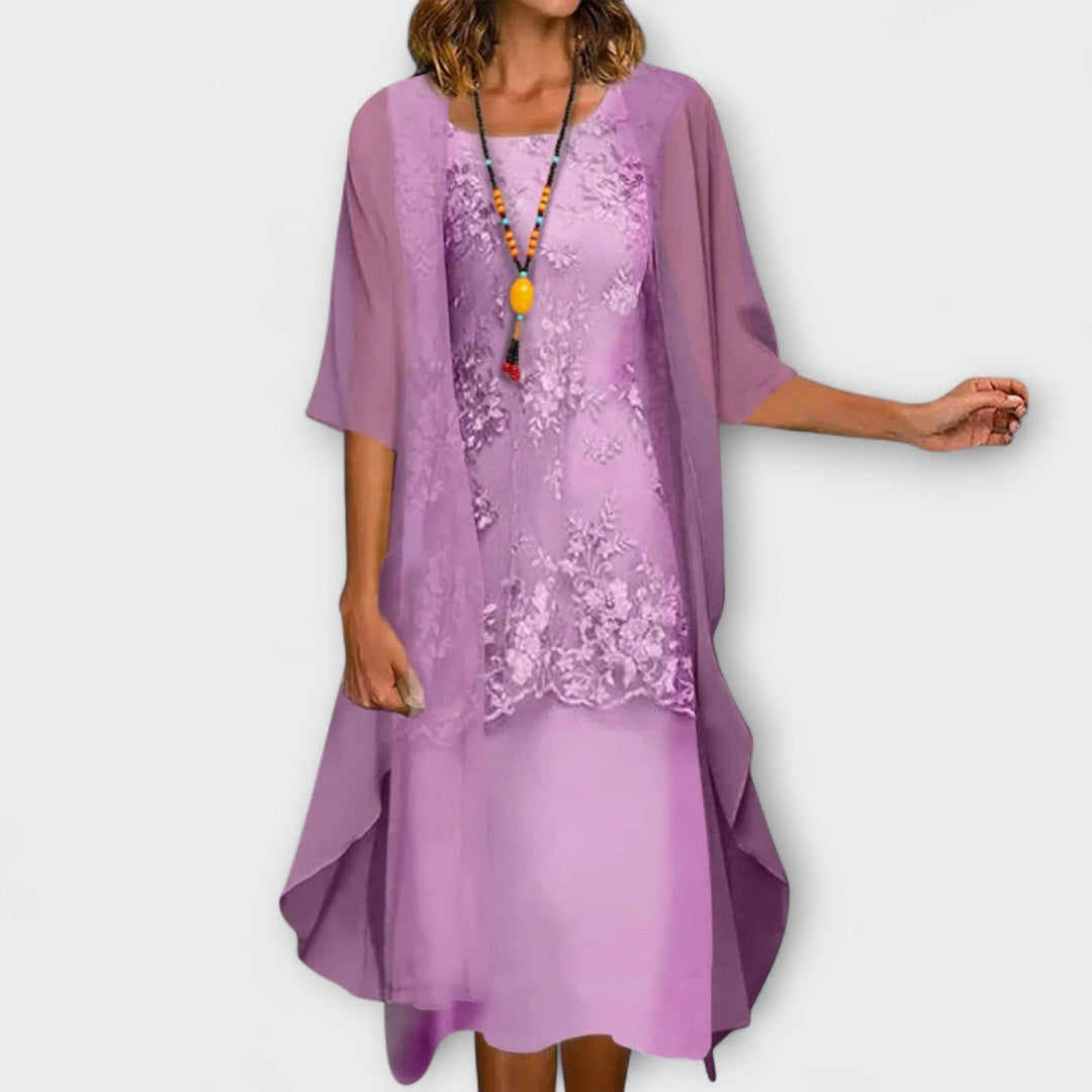 Lynne™ – Timeless Smocked Elegance Dress